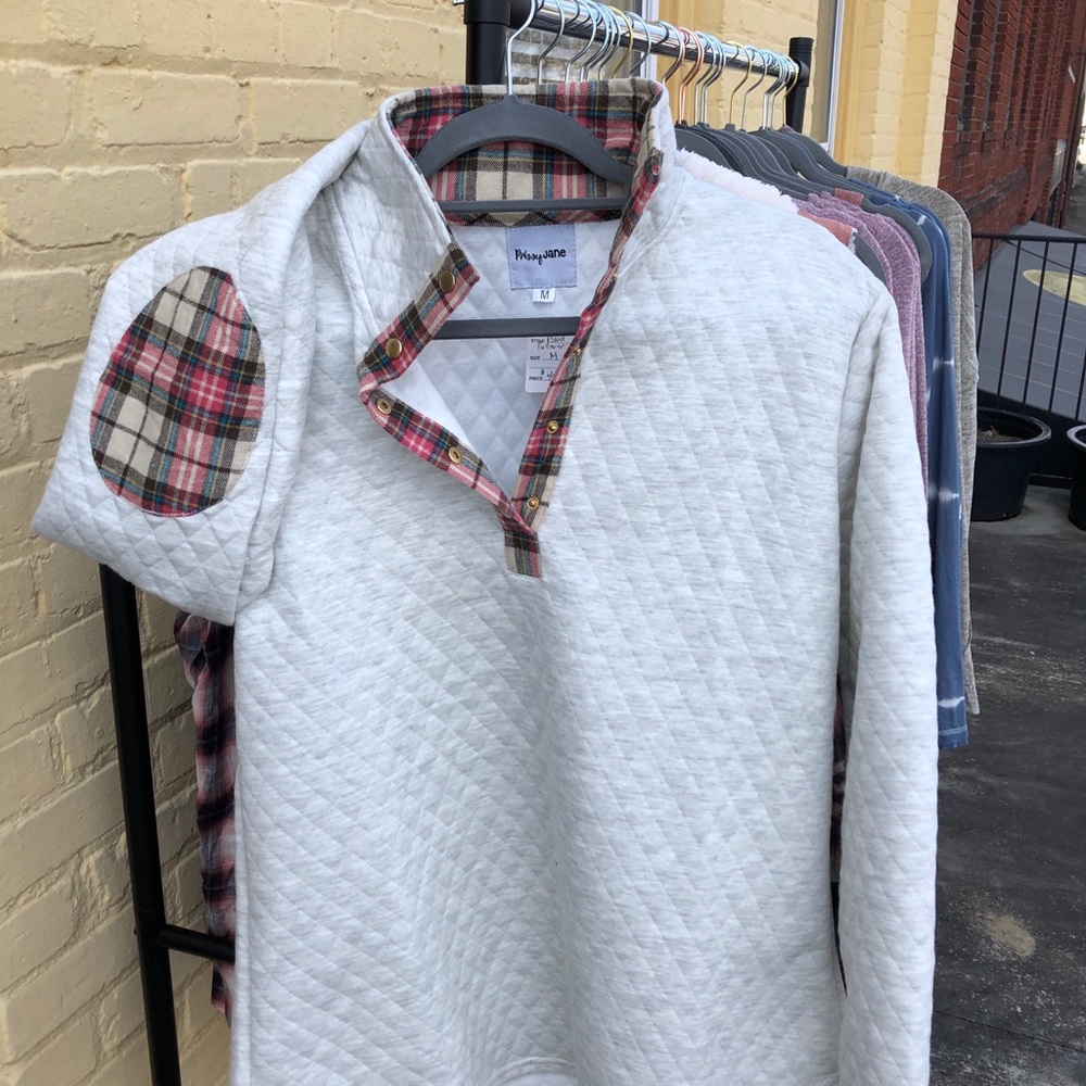 Quilted pullover